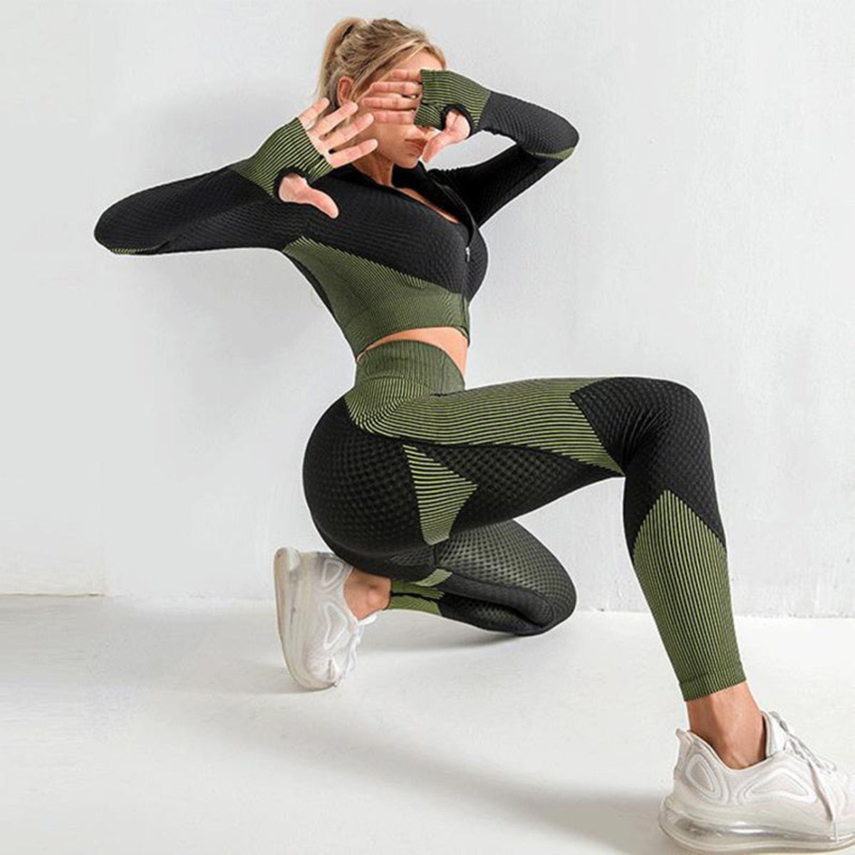 3-Piece Women's Seamless Yoga Set – Sports Bra, Crop Top & Leggings